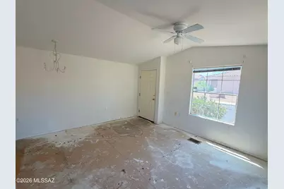 1327 W Vuelta Las Campanas, Sahuarita, AZ 85629 - Photo 11