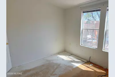 1327 W Vuelta Las Campanas, Sahuarita, AZ 85629 - Photo 9