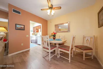 1051 W Calle Alhambra, Green Valley, AZ 85622 - Photo 9