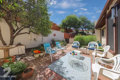 1051 W Calle Alhambra, Green Valley, AZ 85622 - Photo 31