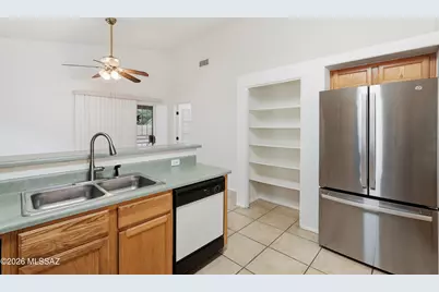 7704 S Trumpet Vine Avenue, Tucson, AZ 85747 - Photo 13