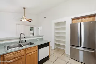 7704 S Trumpet Vine Ave, Tucson, AZ 85747 - Photo 13