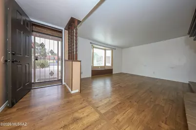 9025 E 31st Place, Tucson, AZ 85710 - Photo 5