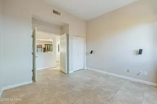10050 N Alder Spring Dr, Tucson, AZ 85737 - Photo 33