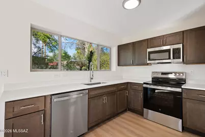 551 S Kent Place, Tucson, AZ 85710 - Photo 13