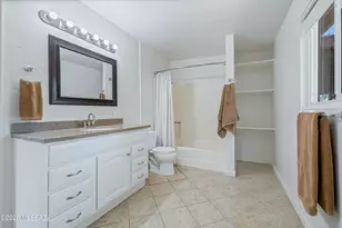 7041 E River Rd, Tucson, AZ 85750 - Photo 31