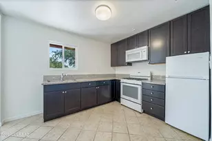 7041 E River Rd, Tucson, AZ 85750 - Photo 29