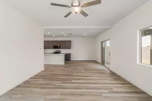 13328 N Cypress Gdns Dr, Marana, AZ 85653 - Photo 11