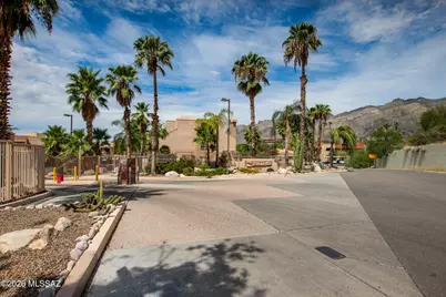 5675 N Camino Esplendora #5124, Tucson, AZ 85718 - Photo 3