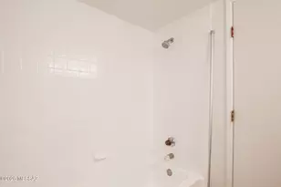 5675 N Camino Esplendora, Tucson, AZ 85718 - Photo 31
