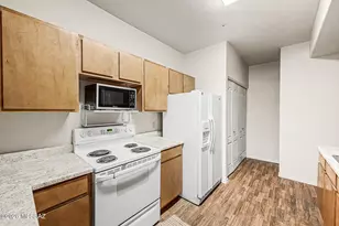 2550 E River Rd, Tucson, AZ 85718 - Photo 9