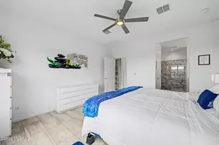 1342 E Claystone Dr, Green Valley, AZ 85614 - Photo 17