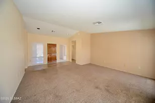 1477 W Desert Jewel Ct, Green Valley, AZ 85622 - Photo 9