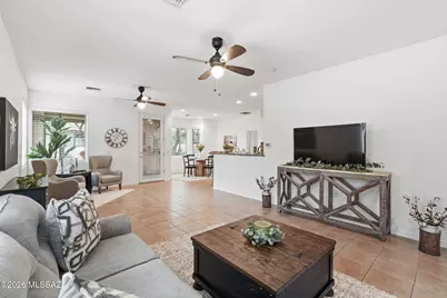 503 W Shadow Wood Street, Green Valley, AZ 85614 - Photo 7