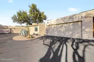 6990 E Abby Ln, Tucson, AZ 85715 - Photo 3