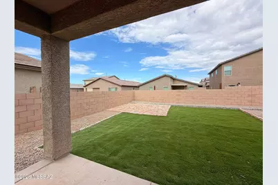 7833 S Sugarbend Drive, Tucson, AZ 85757 - Photo 17