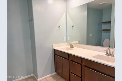 7833 S Sugarbend Drive, Tucson, AZ 85757 - Photo 9