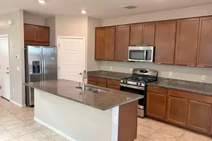 7833 S Sugarbend Dr, Tucson, AZ 85757 - Photo 5