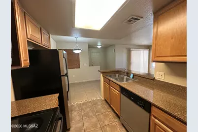 101 S Players Club Drive #28103, Tucson, AZ 85745 - Photo 5