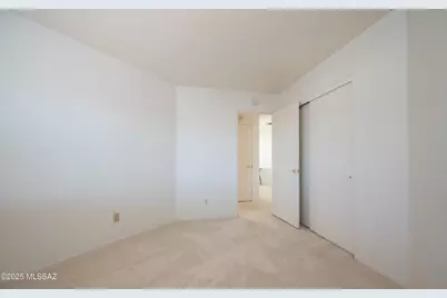 4339 E Samantha Drive, Tucson, AZ 85712 - Photo 17