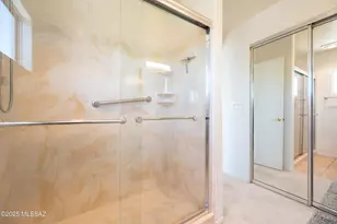 4339 E Samantha Dr, Tucson, AZ 85712 - Photo 15