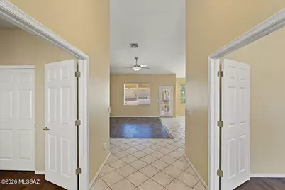 9162 E Lost Tree Drive, Tucson, AZ 85715 - Photo 5