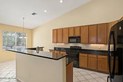 9162 E Lost Tree Drive, Tucson, AZ 85715 - Photo 13