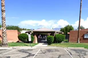 6565 E Calle La Paz, Tucson, AZ 85715 - Photo 13