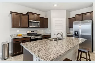 18021 S Silent Lea Lane, Sahuarita, AZ 85629 - Photo 7