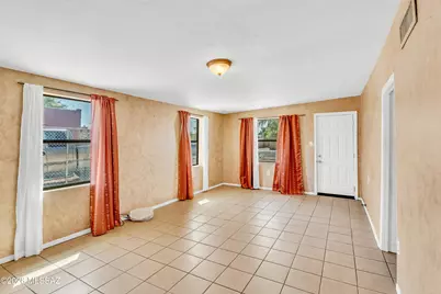 758 W Paris Promenade, Tucson, AZ 85705 - Photo 13