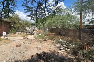 536 E Flores St, Tucson, AZ 85705 - Photo 21