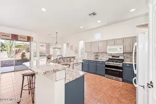 267 N VÃ­a La Castellana, Green Valley, AZ 85614 - Photo 17