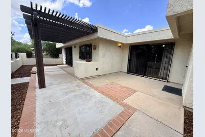 2619 W Old Glory Drive, Tucson, AZ 85741 - Photo 19