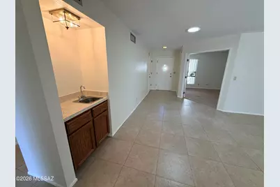 2619 W Old Glory Drive, Tucson, AZ 85741 - Photo 13