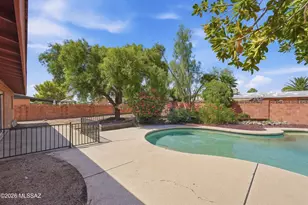 8013 E Manitoba St, Tucson, AZ 85730 - Photo 35