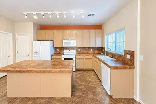 4196 E Stone River Dr, Tucson, AZ 85712 - Photo 9