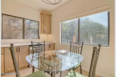 1148 E Camino Diestro, Oro Valley, AZ 85704 - Photo 13