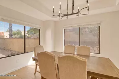 1148 E Camino Diestro, Oro Valley, AZ 85704 - Photo 5