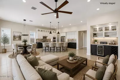 2443 E Copper Valley Way, Green Valley, AZ 85614 - Photo 9