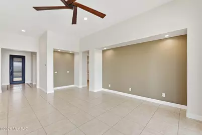 2443 E Copper Valley Way, Green Valley, AZ 85614 - Photo 7