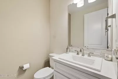 2443 E Copper Valley Way, Green Valley, AZ 85614 - Photo 23