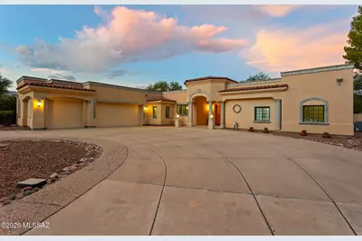 2010 N Forty Niner Drive, Tucson, AZ 85749 - Photo 1