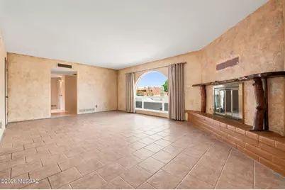 132 E Paseo Chuparosas, Green Valley, AZ 85614 - Photo 5