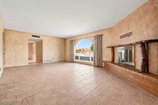 132 E Paseo Chuparosas, Green Valley, AZ 85614 - Photo 5