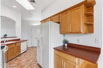 745 W Waterview Drive, Green Valley, AZ 85614 - Photo 9