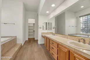 6881 E Desert Wind Ct, Tucson, AZ 85750 - Photo 19