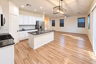 707 W Calle Capotasto, Sahuarita, AZ 85629 - Photo 5