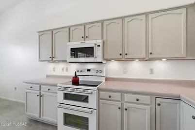 2045 W Placita De Enero, Green Valley, AZ 85622 - Photo 9