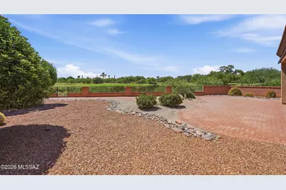 2045 W Placita De Enero, Green Valley, AZ 85622 - Photo 27