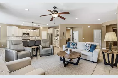2516 E Skywalker Way, Green Valley, AZ 85614 - Photo 7